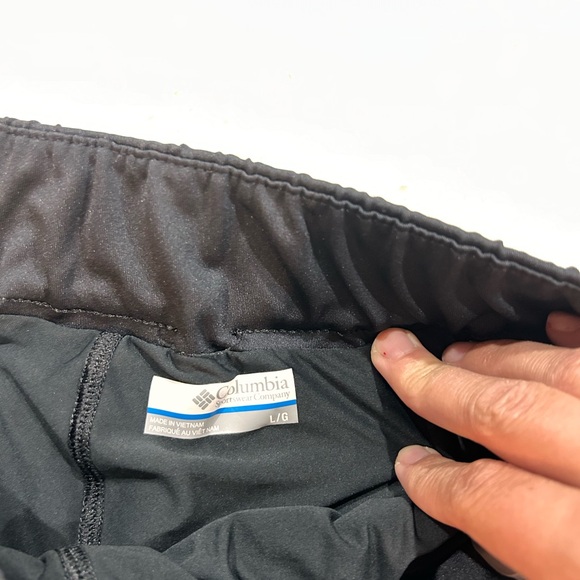 ♡ Like new Columbia skort - Picture 3 of 4